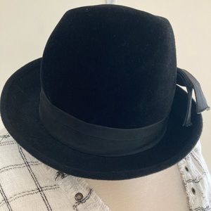 Vintage 60’s Riviera Bowler Hat.